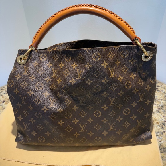 authentic LOUIS VUITTON Monogram Artsy - Picture 2 of 11